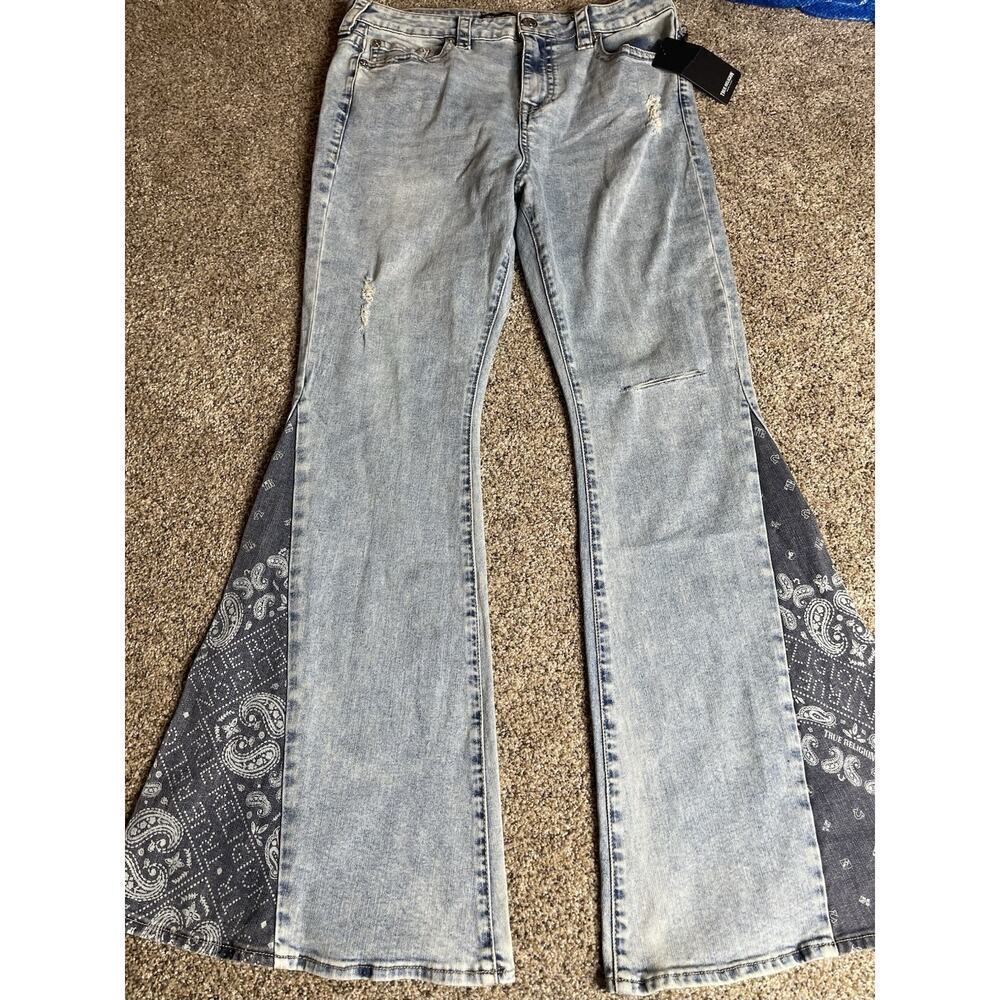 New! True Religion Bandana Print Flare Jeans Lightwash High Rise Bell Bottom 34 - Picture 2 of 8